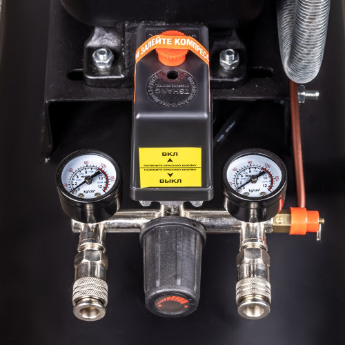 Компрессор масляный ременной FoxWeld AEROMAX 390/100-4